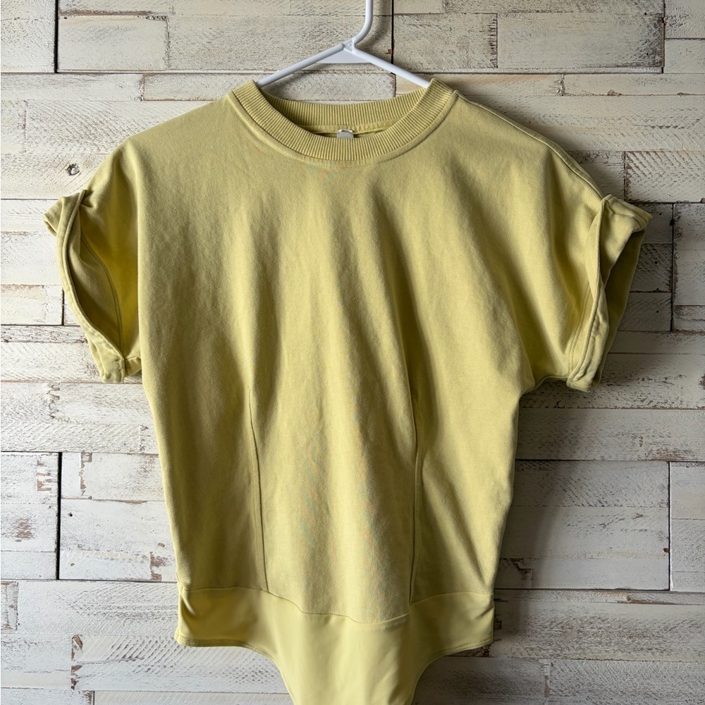 Lululemon small heavyweight cotton tshirt bodysuit finch yellow‎